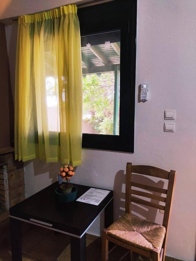 Calm Point Home 2 Volissos Екстериор снимка